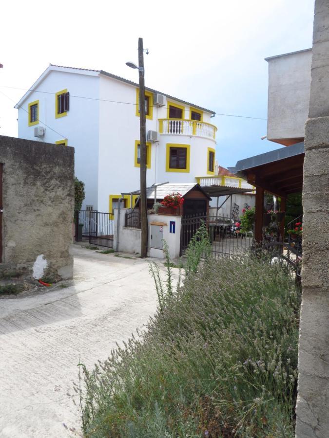 Apartments Marija Pakoštane Exterior foto